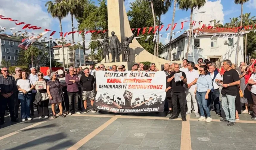 Alanya’da 'mutlak butlan' kararı protesto edildi