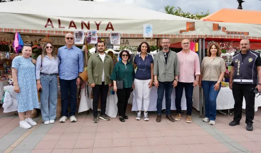 Alanya Kültür ve Sanat Festivali’nde stantlar ziyaret edildi
