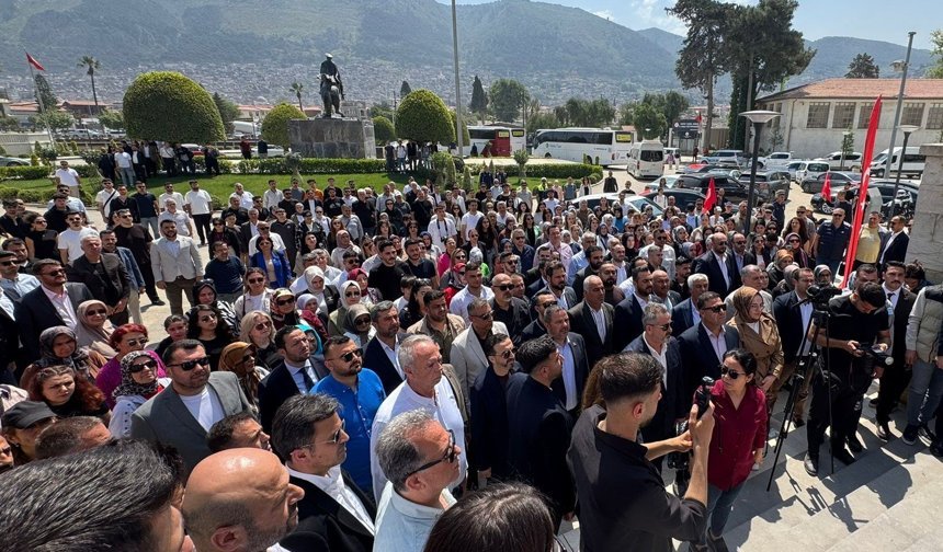 Alanya’dan Hatay’a vefa köprüsü: 40 otobüsle gittiler!
