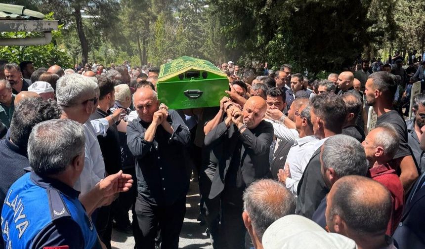 Çavuşoğlu’nun acı günü: Kardeşinin vasiyetini cenazede açıkladı