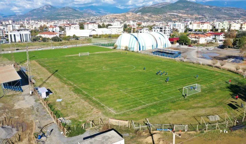 Komşudaki stadyumda kritik süreç: Satış mı, uzlaşı mı?