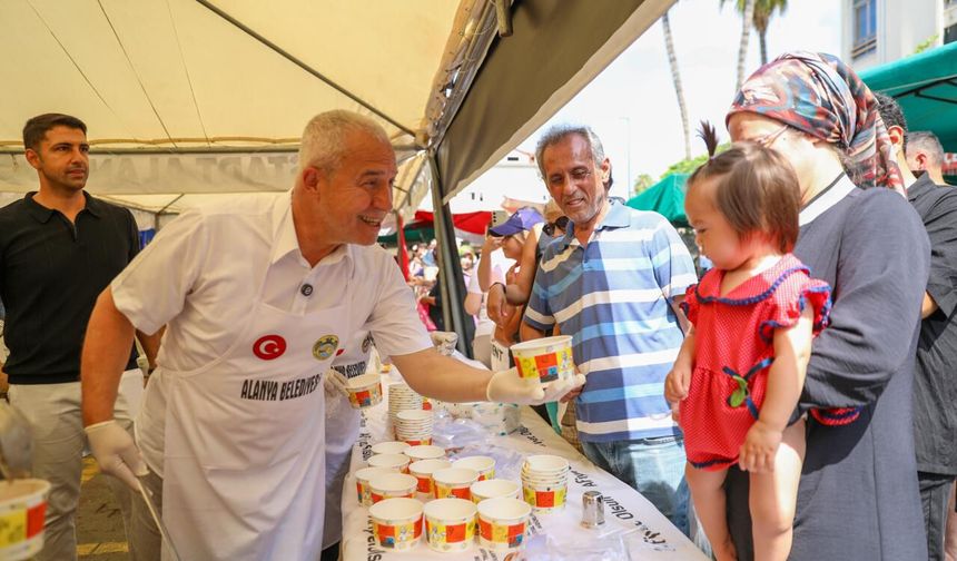 "Paylaşmanın ve dayanışmanın güzelliğini yaşıyoruz"