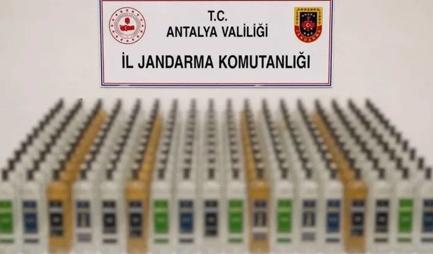 Alanya’da 208 litre kaçak alkol ele geçirildi