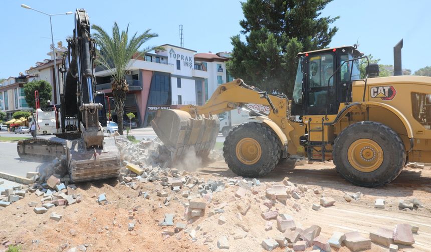 Kestel İsa Küçülmez Caddesi'nde ilk kazma vuruldu