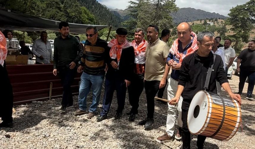 Demirtaş'ta yayla şenliği coşkusu: Ağalık yine Ali Koç'un