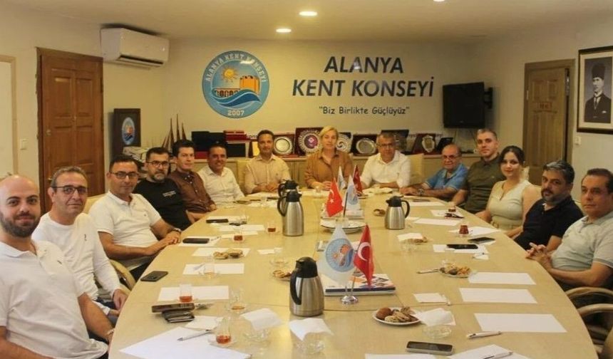 Alanya turizminde tehlike çanları: "Bugünü kaybedersek yarın yok"