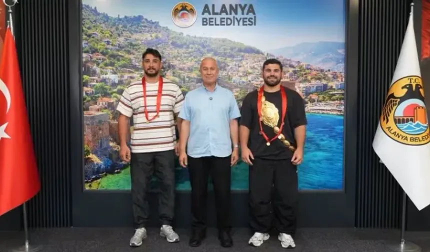 Festival öncesi Alanya’da şampiyonlar geçidi