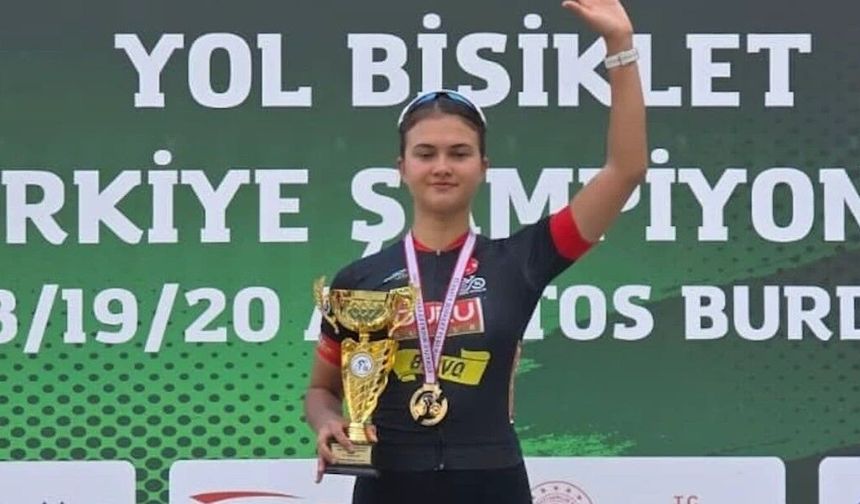 Alanyalı gençler Türkiye’yi salladı, turizm için düğmeye basıldı