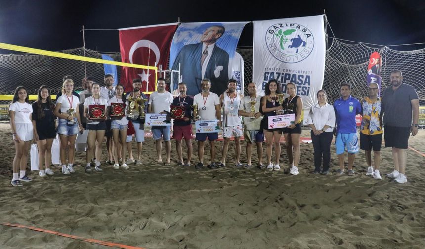 Gazipaşa’da plaj voleybolu heyecanı başlıyor
