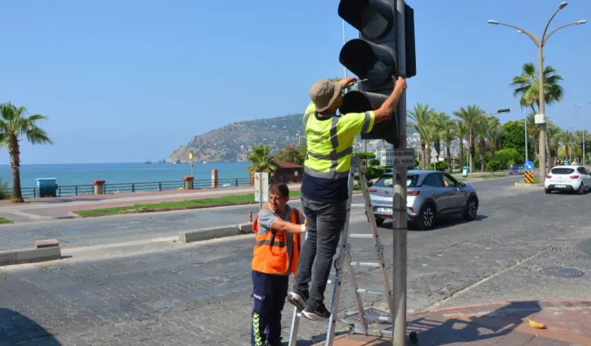 Alanya'da okul yolları daha güvenli olacak