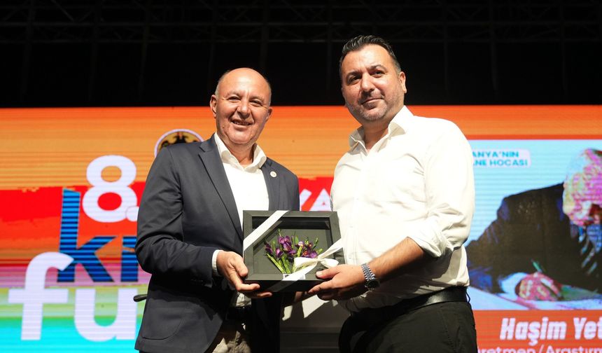 8. Alanya Kitap Fuarı kapılarını açtı