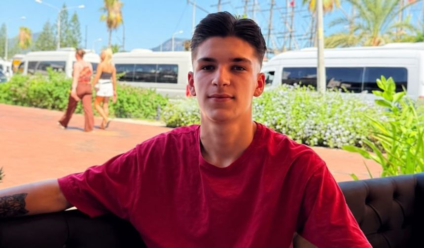Alanya’da 17 yaşındaki Enes her yerde aranıyor