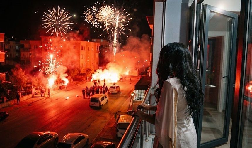 Alanya’da kız isteme: 'Yakarım!' demişti, geceyi aydınlattı