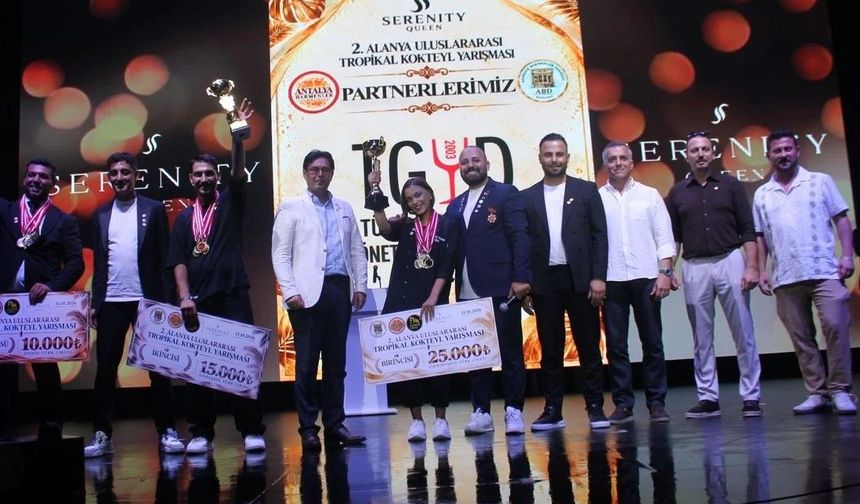 Alanya'da tropikal tatların nefes kesen düellosu