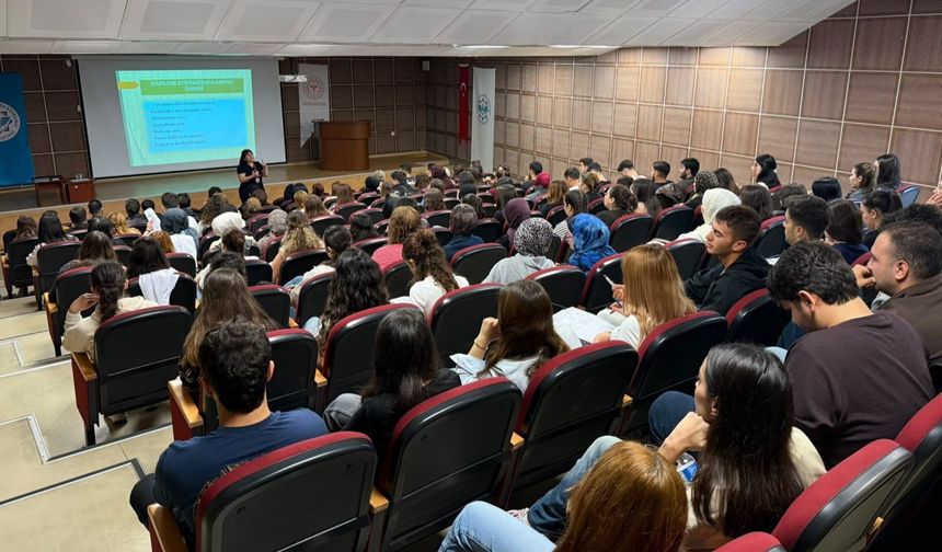 Alanya’da stajyerler eğitime tabii tutuldu