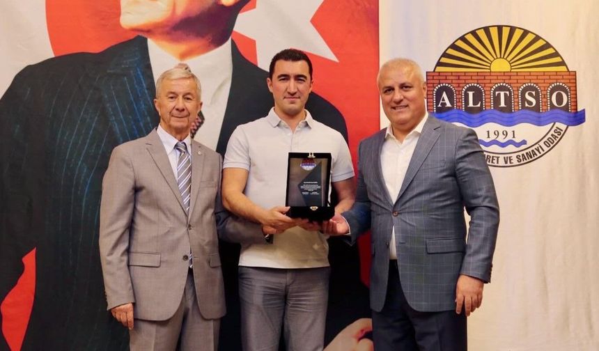 Kemal Kahya'dan yeni başkan Tuna'ya anlamlı mesaj