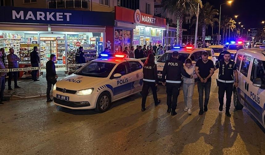 Alanya’da marketi birbirine katıp serbest kaldılar