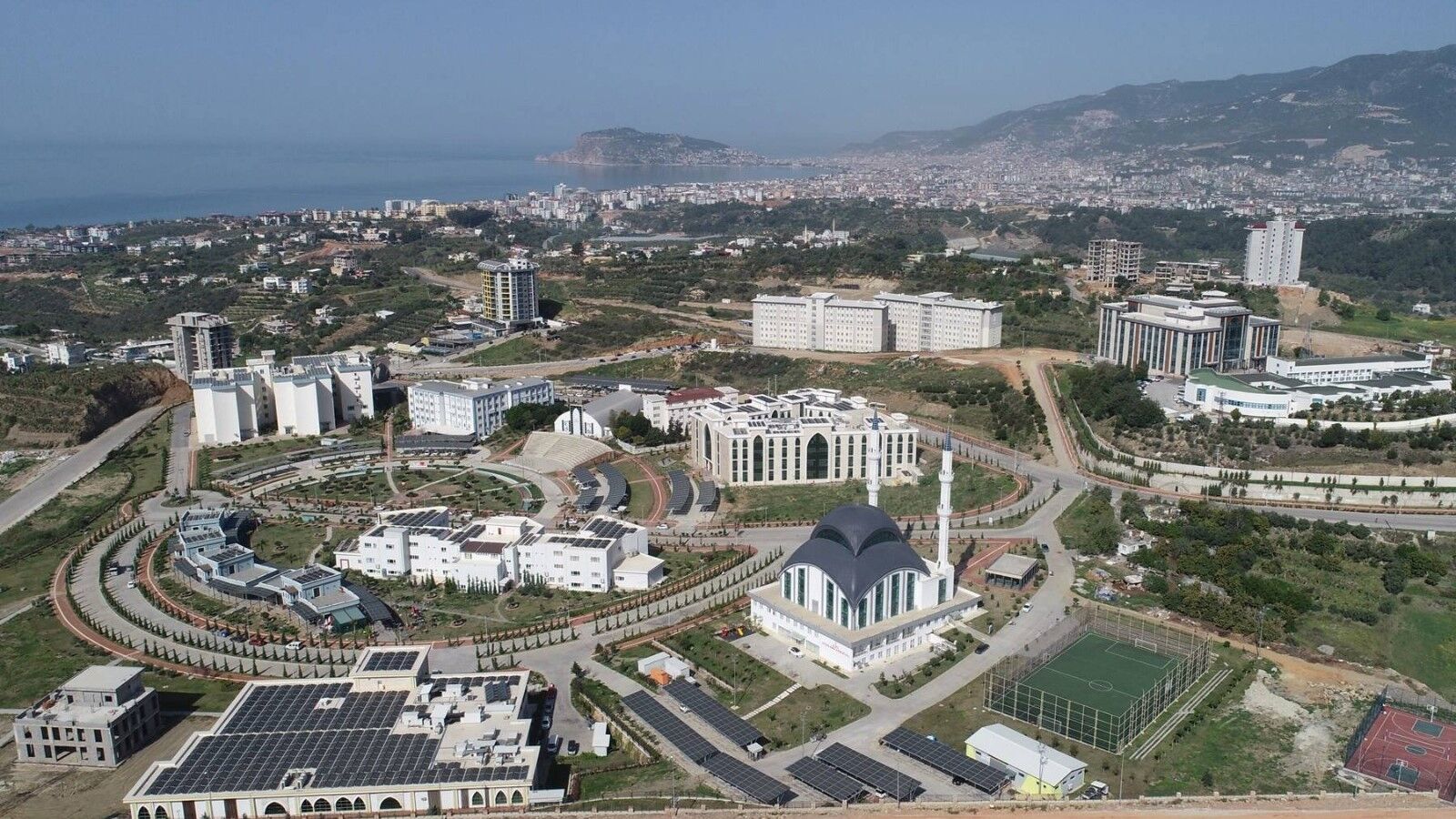 Alanya’dan dünyaya bilim imzası: ALKÜ’nün 4 hocası küresel listede