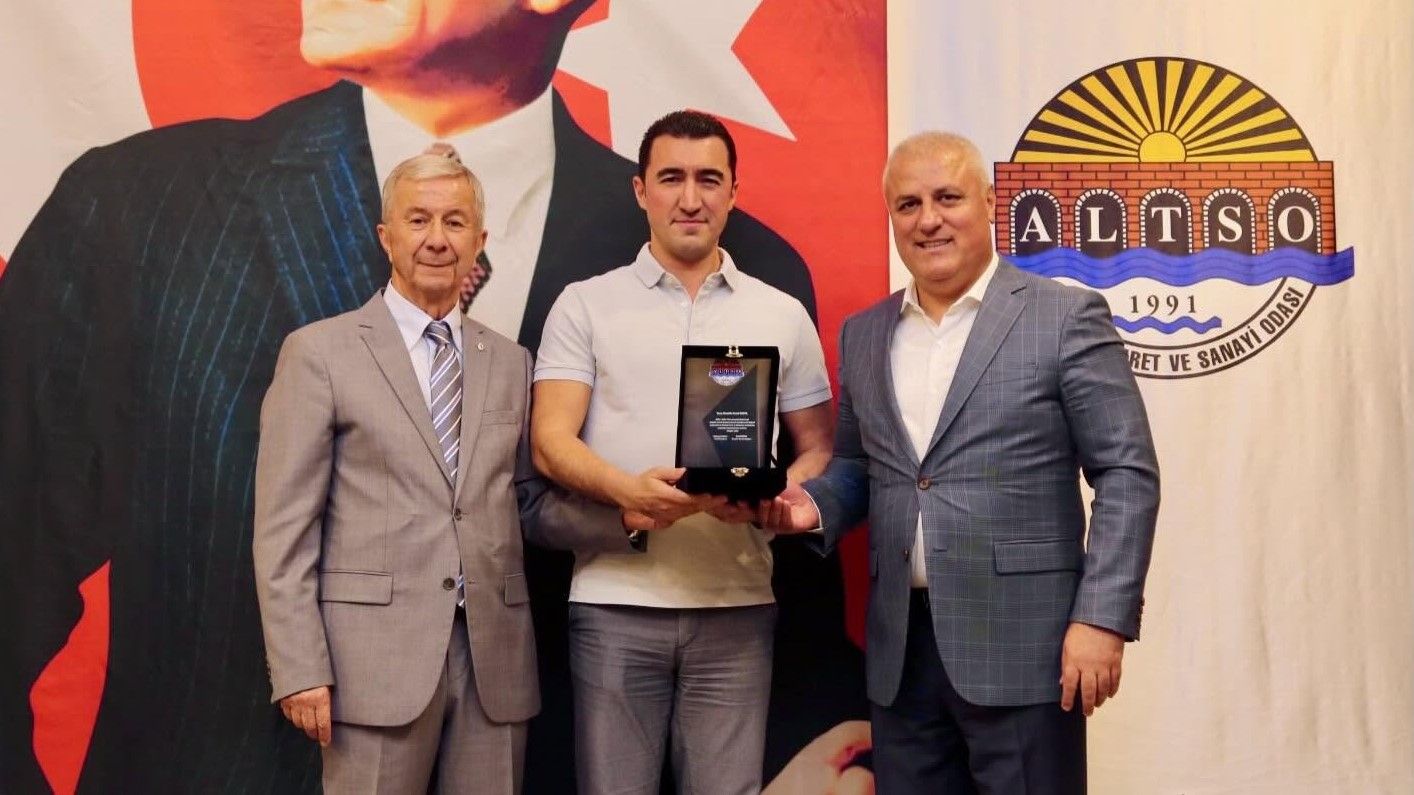 Kemal Kahya'dan yeni başkan Tuna'ya anlamlı mesaj